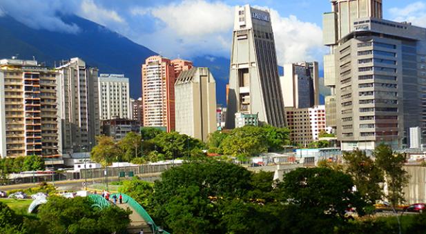 El propietario o arrendador deberá solicitar el "Justo Valor" por escrito ante la Superintendencia Nacional de Arrendamiento de Vivienda. (Archivo)