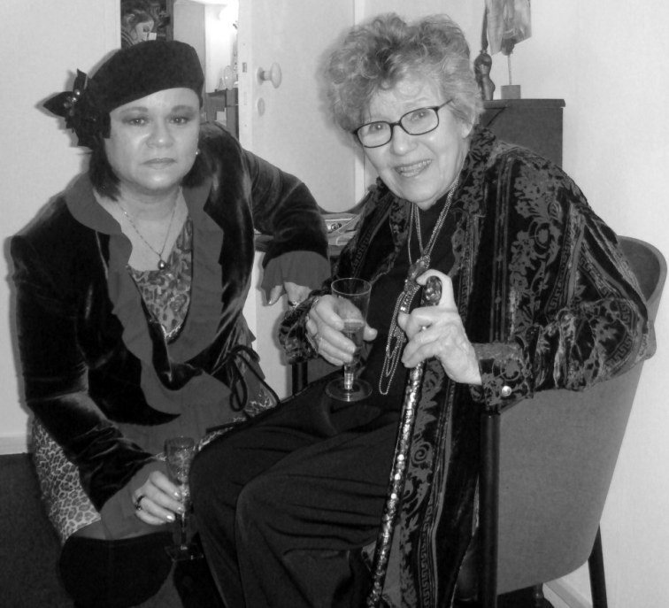 Gina y yo en Ars Atelier Galerie, Paris, 2009. Foto Nelson Gómez